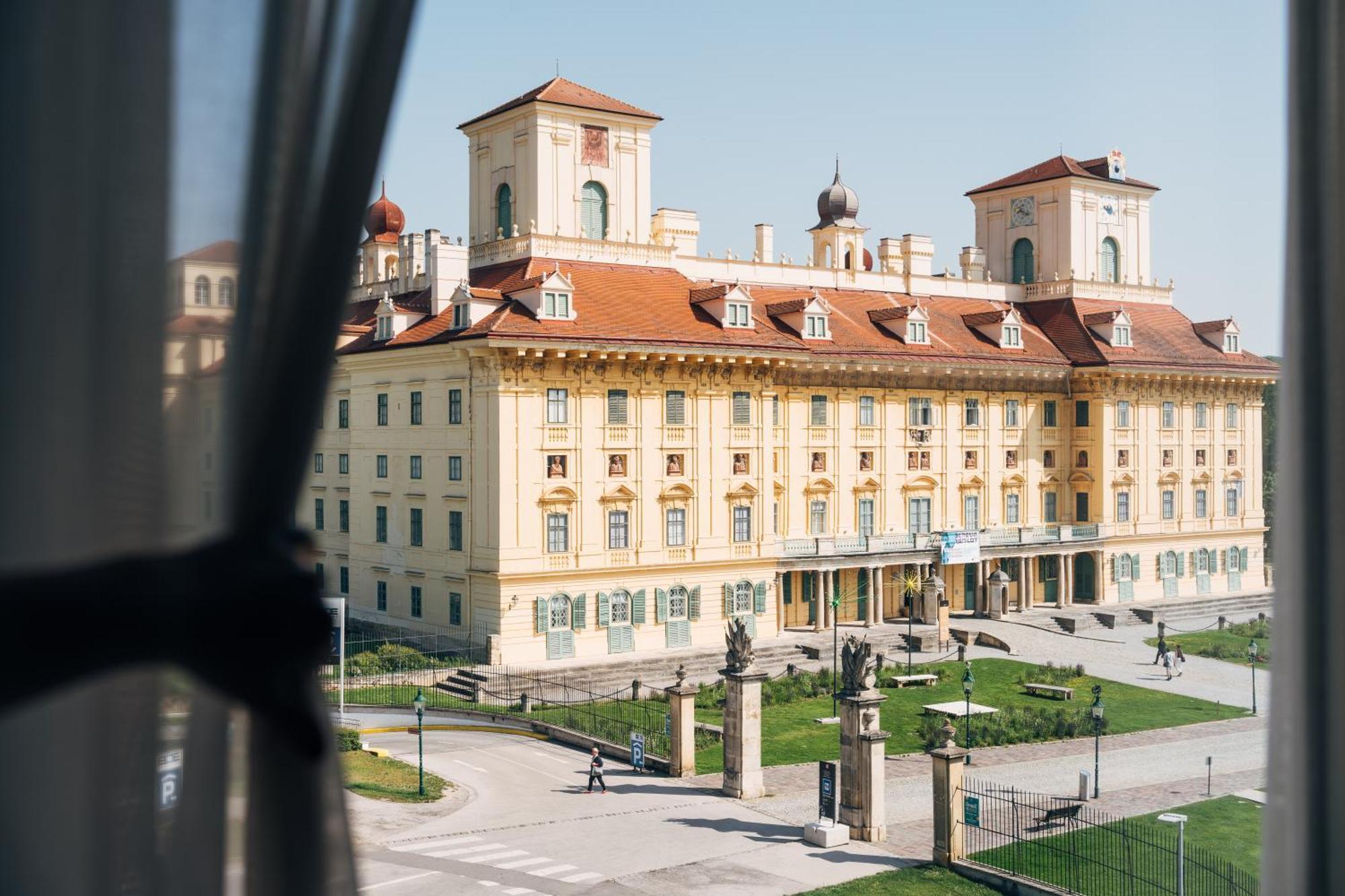 Hotel Galantha Eisenstadt Luaran gambar